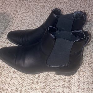 Express Chelsea boots